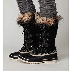 SOREL Women’s Joan of Arctic Snow Boot Size 6